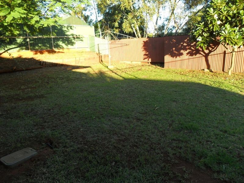 152 Giles Crescent, Dampier WA 6713