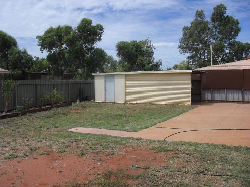 5 Baynton Way, Wickham WA 6720