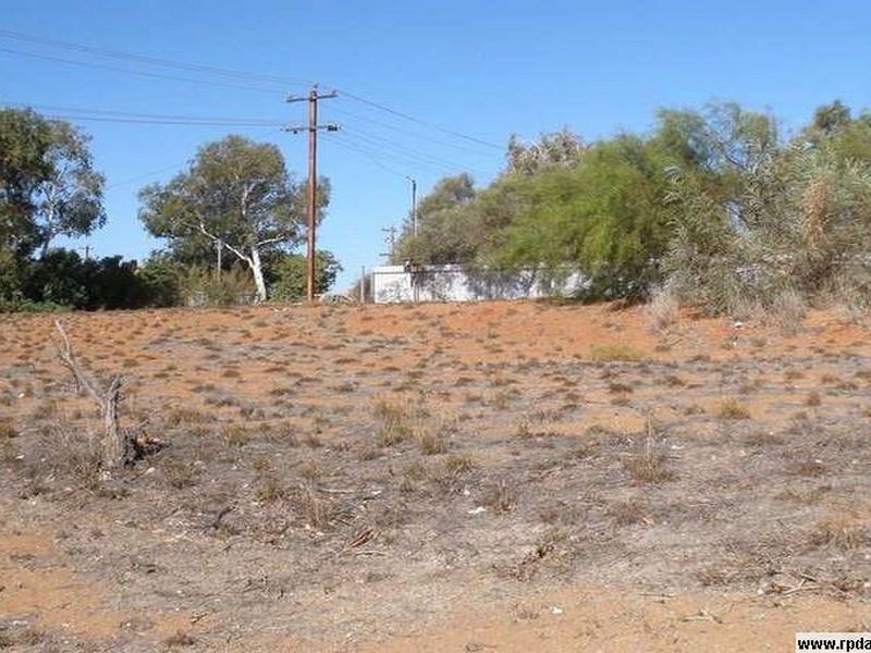2 Burt Close, Onslow WA 6710