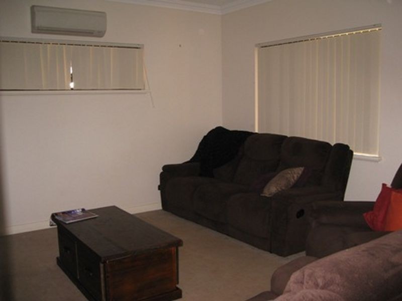 18 Bowerbird Drive, Karratha WA 6714