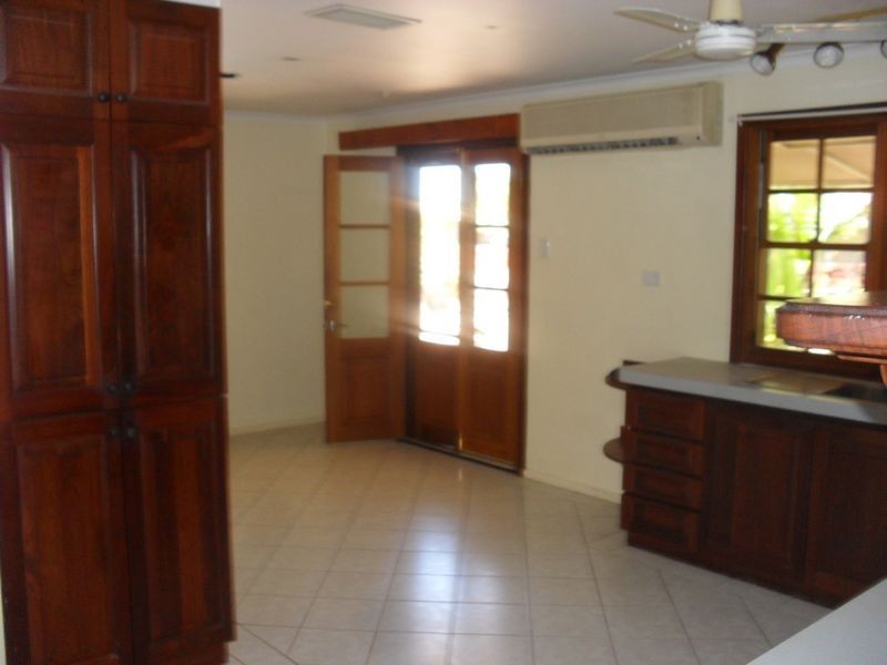 4 Pearse Place, Karratha WA 6714