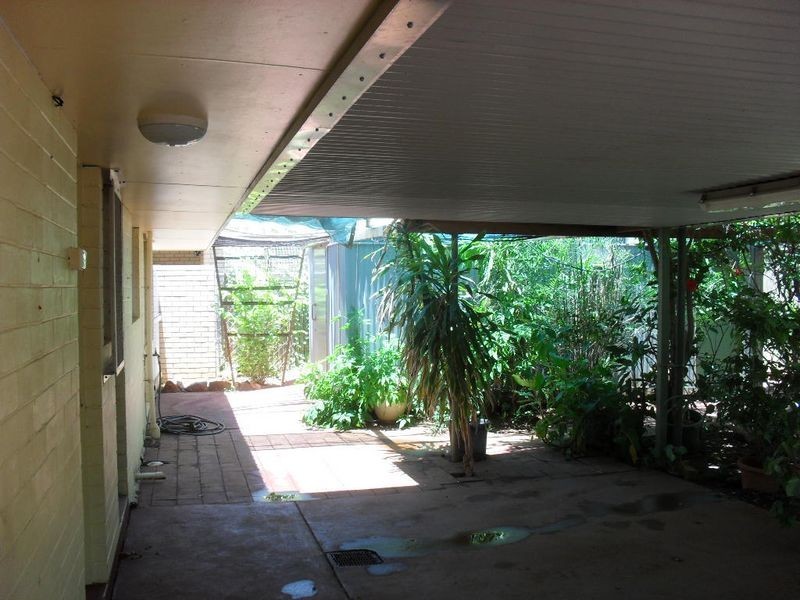 4 Pearse Place, Karratha WA 6714