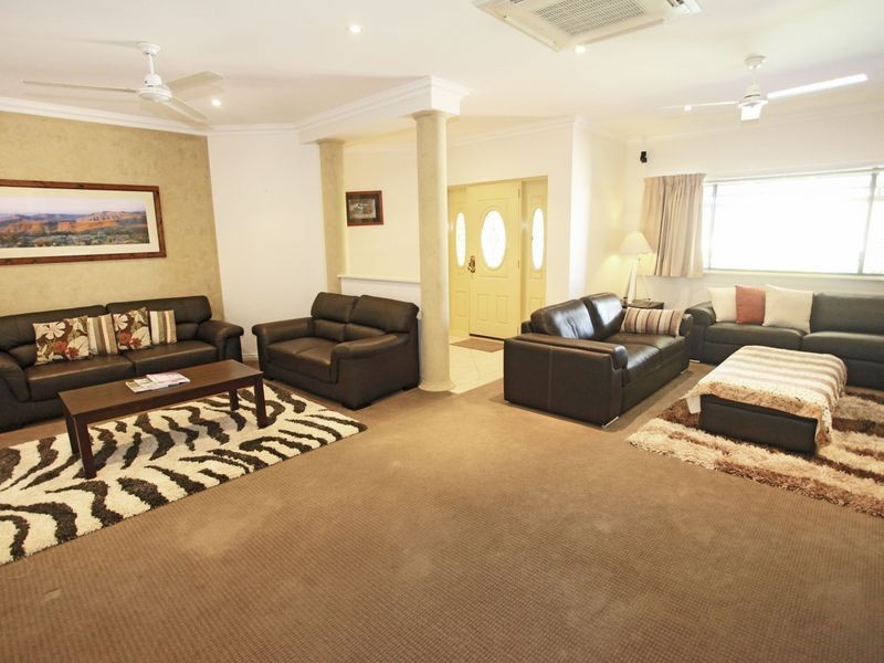2 Harriet Way, Karratha WA 6714