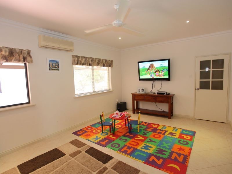 2 Harriet Way, Karratha WA 6714