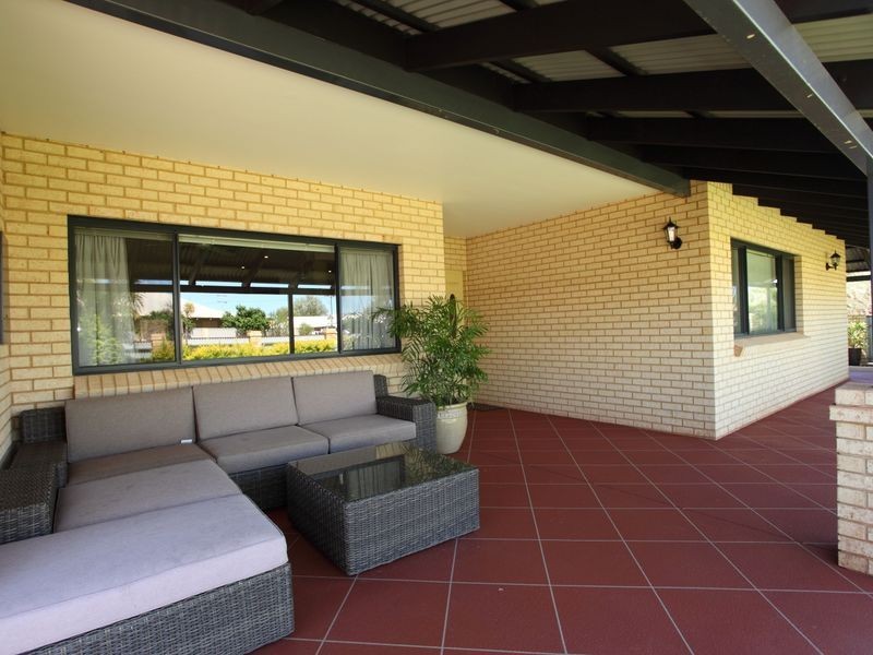 2 Harriet Way, Karratha WA 6714