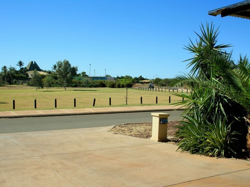 20 Flannelbush Turn, Karratha WA 6714