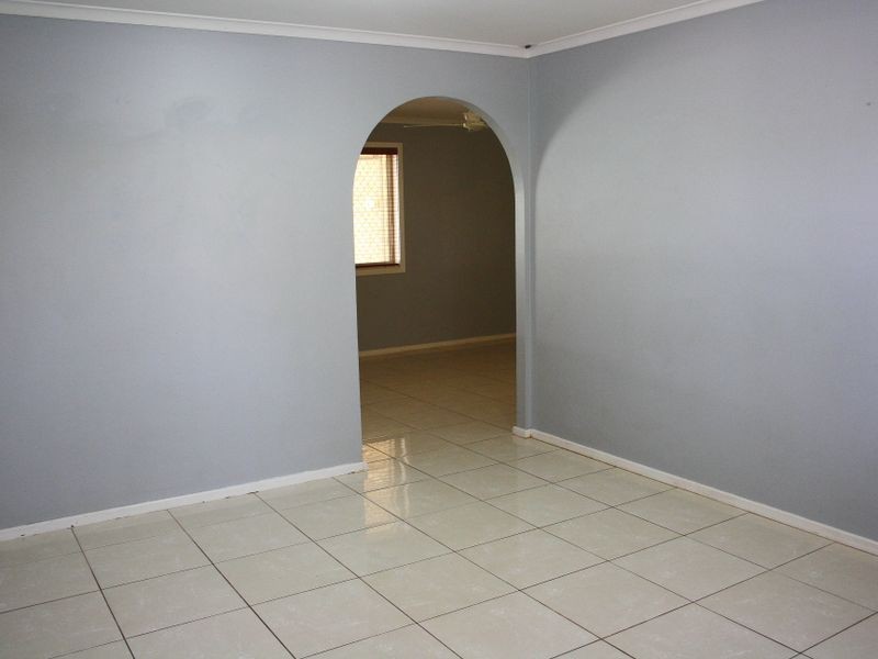 6 Gillam Place, Karratha WA 6714