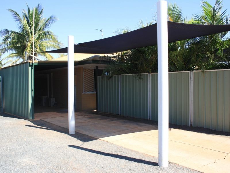 6 Gillam Place, Karratha WA 6714