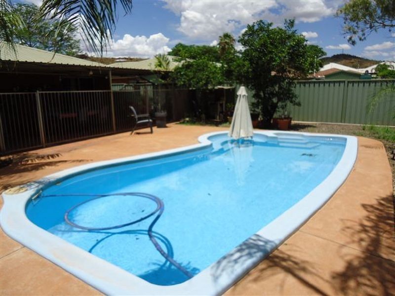 451 Croton Street, Tom Price WA 6751