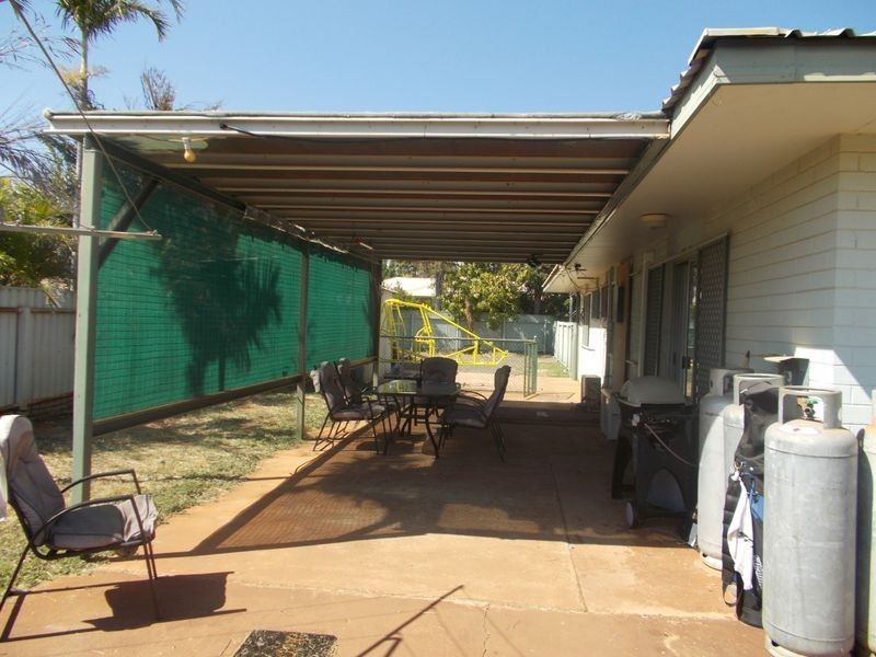 24 Dixon Way, Nickol WA 6714