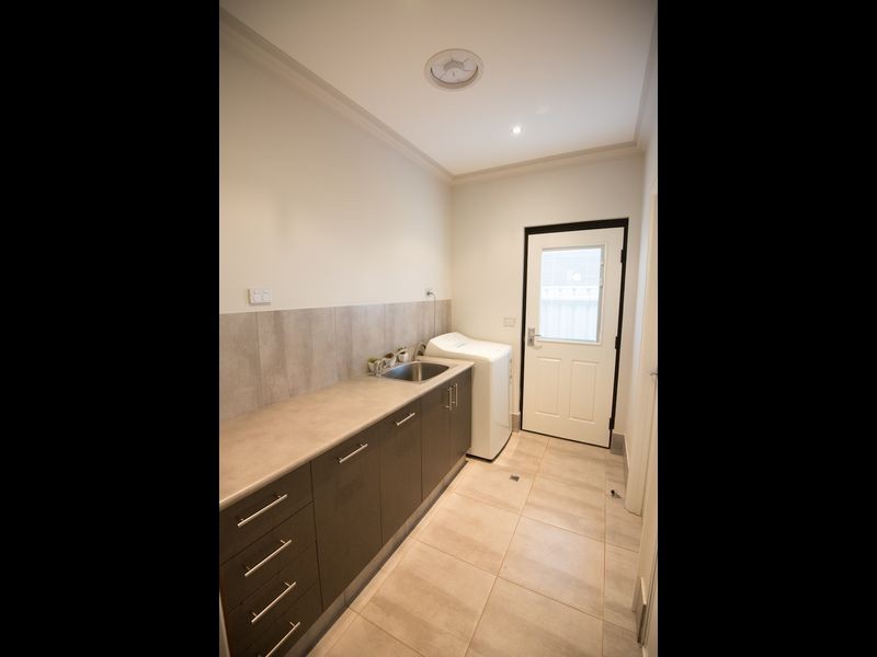 25 Curlew Street, Baynton WA 6714