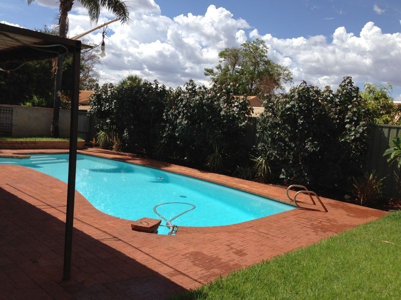 16 Yalberee Street, Newman WA 6753