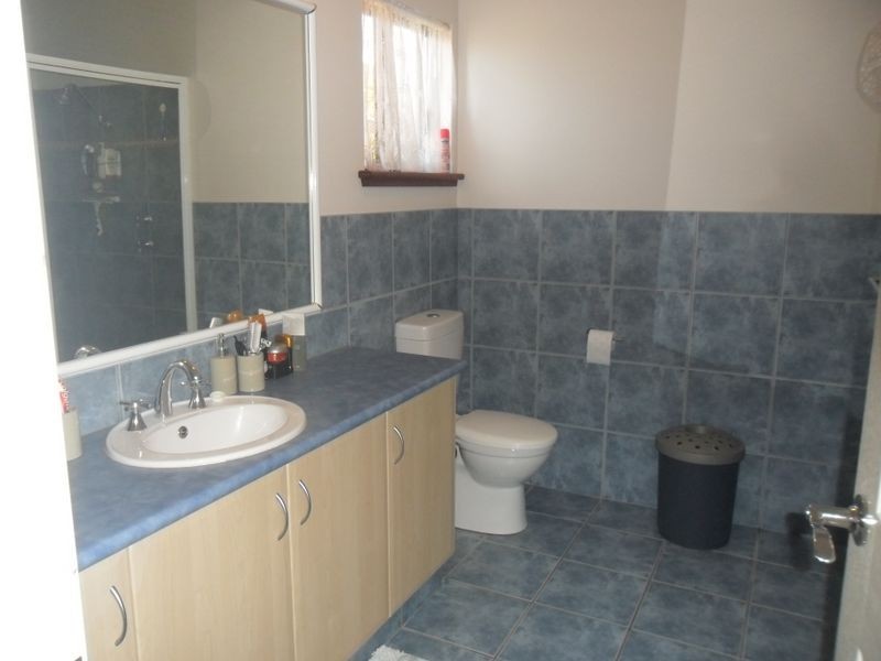 32 Brolga Meander, Nickol WA 6714