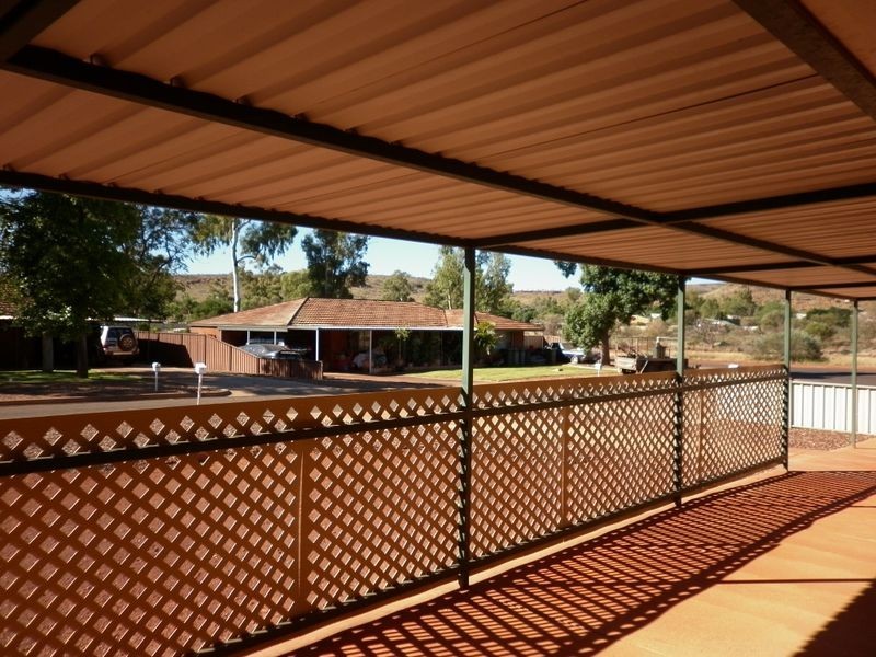 319 Bauhinia Street, Tom Price WA 6751