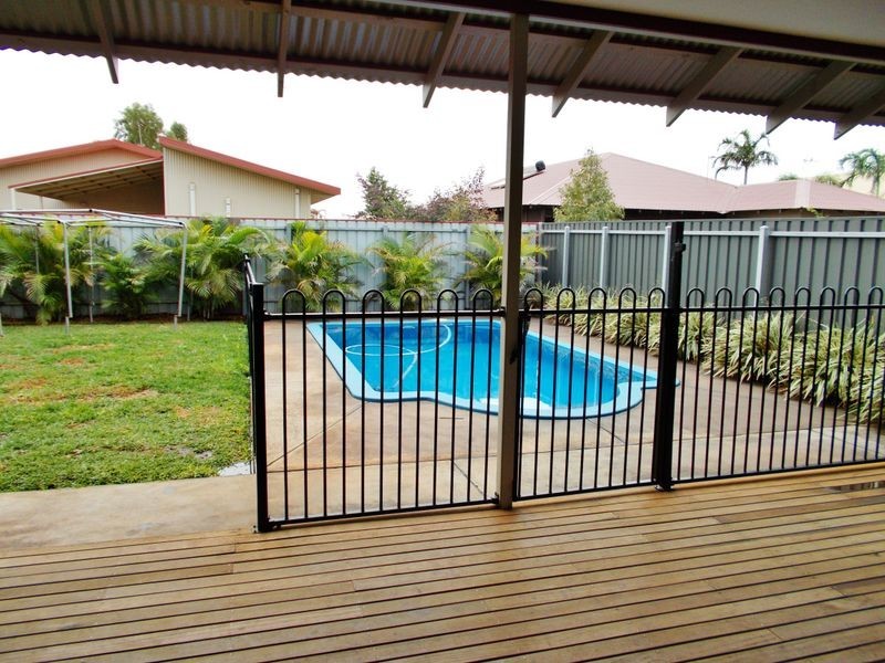 16 Brolga Meander, Nickol WA 6714