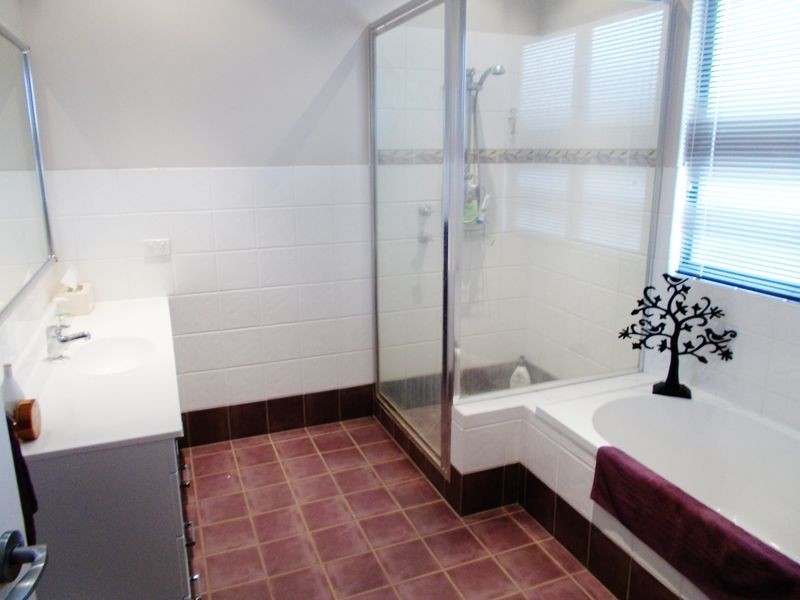 16 Brolga Meander, Nickol WA 6714