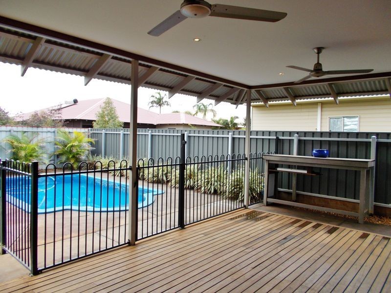 16 Brolga Meander, Nickol WA 6714