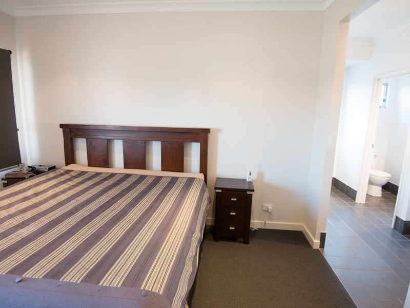 12 Curlew Street, Baynton WA 6714