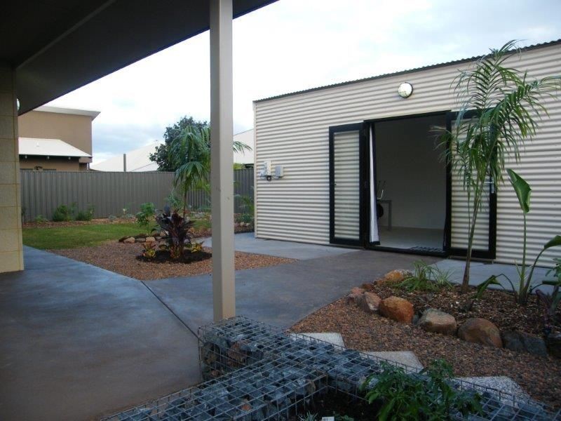 16 Nyumari Street, Baynton WA 6714