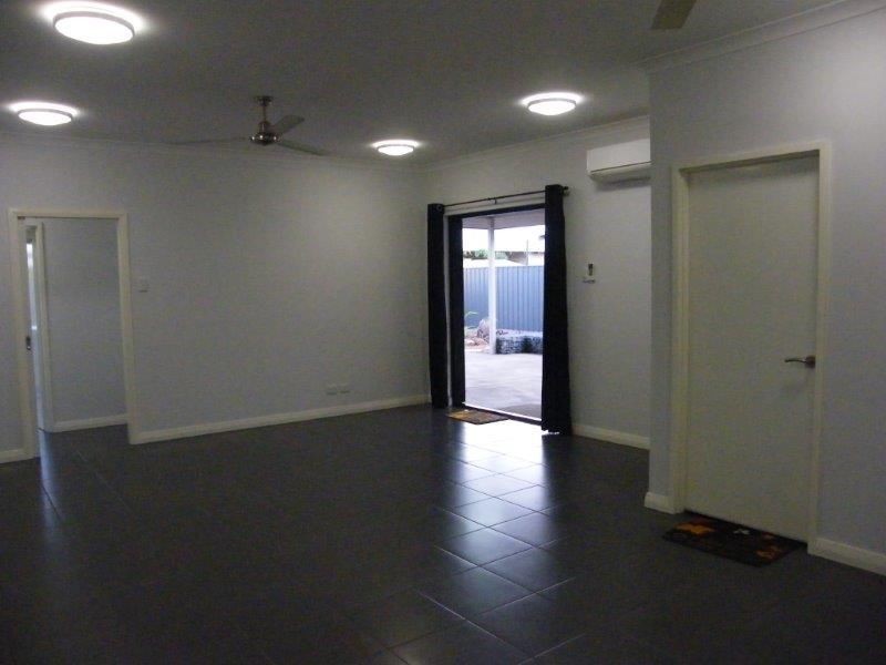 16 Nyumari Street, Baynton WA 6714