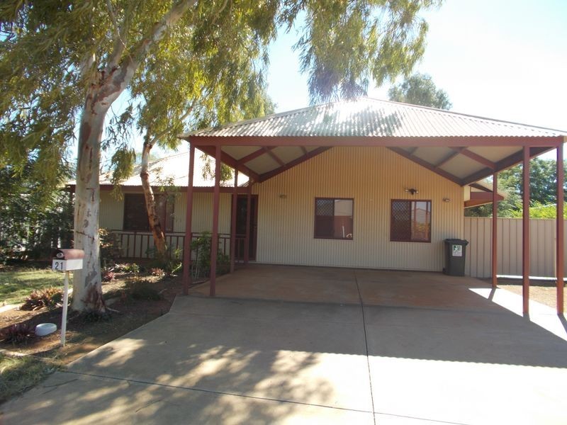 21 Buchanan Circuit, Baynton WA 6714