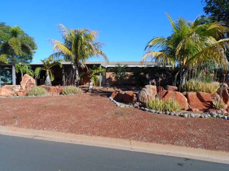 225 Fremantle Crescent, Dampier WA 6713