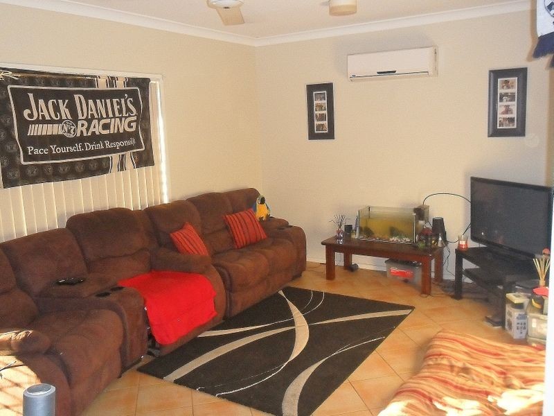 10 Baynton Drive, Baynton WA 6714