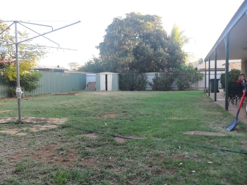 10 Baynton Drive, Baynton WA 6714