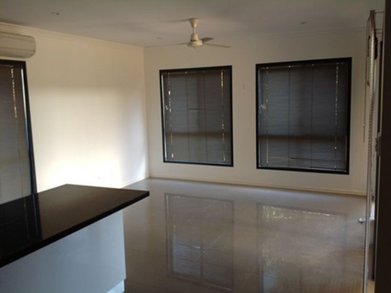 27 Honeyeater Corner, Baynton WA 6714