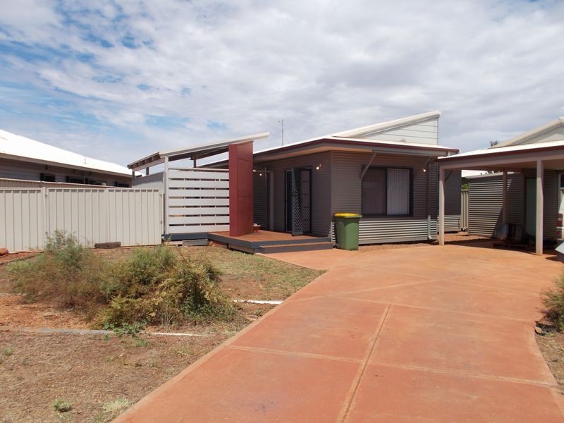 2 Ophthalmia Cres, Newman WA 6753