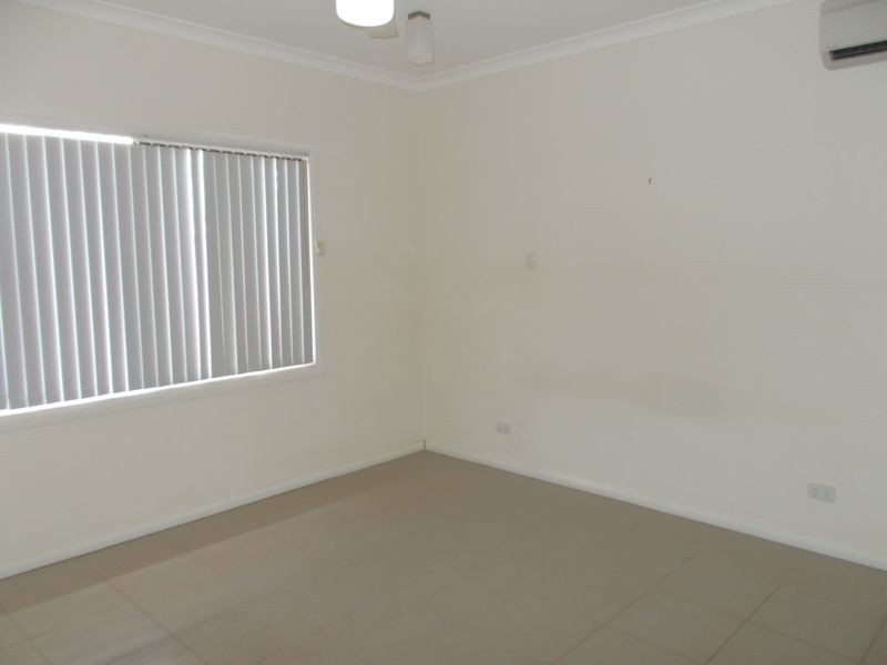 2 Ophthalmia Cres, Newman WA 6753