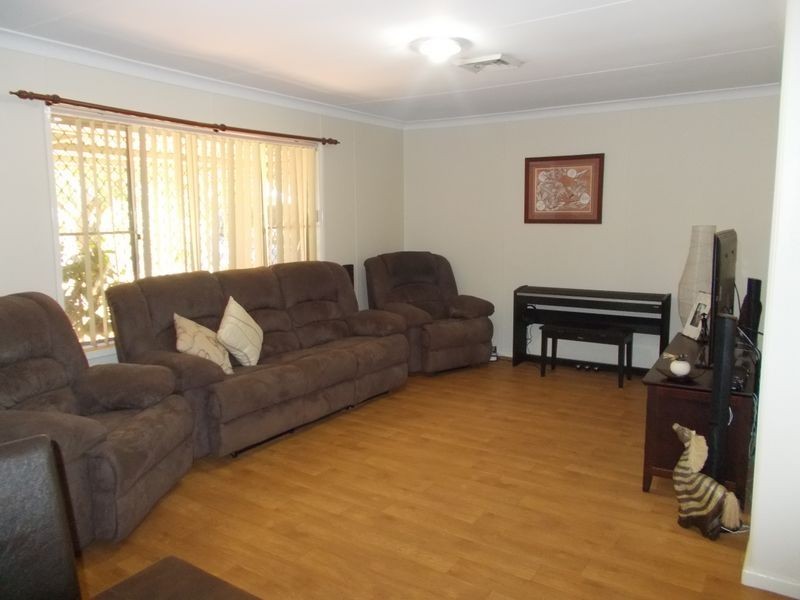 18 Meda Crescent, Dampier WA 6713