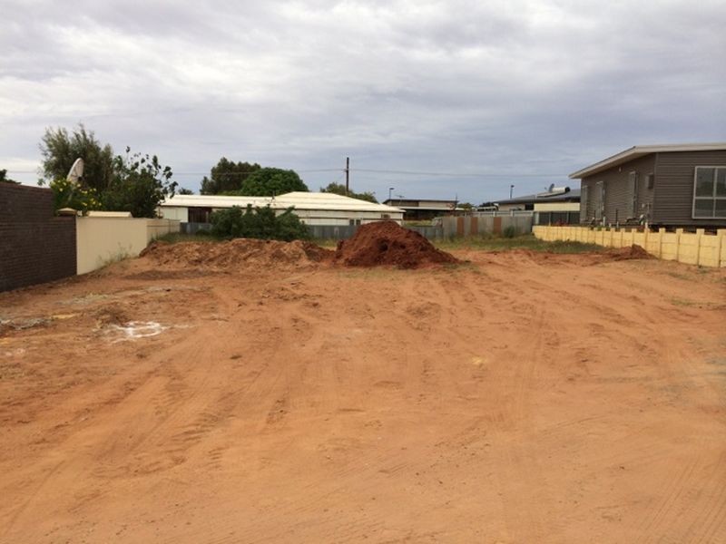 4 Hedditch, Onslow WA 6710