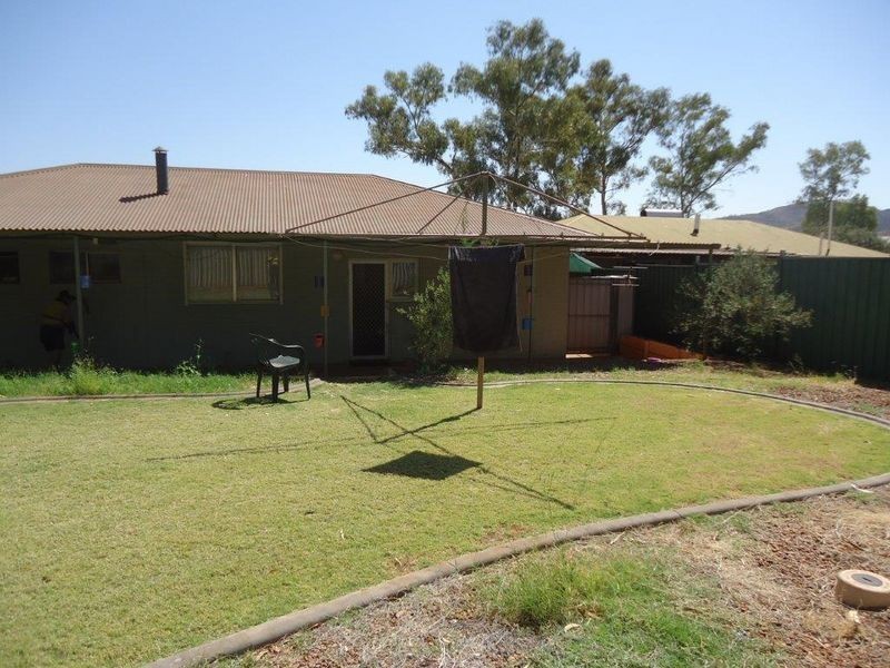 690 Yaruga, Tom Price WA 6751