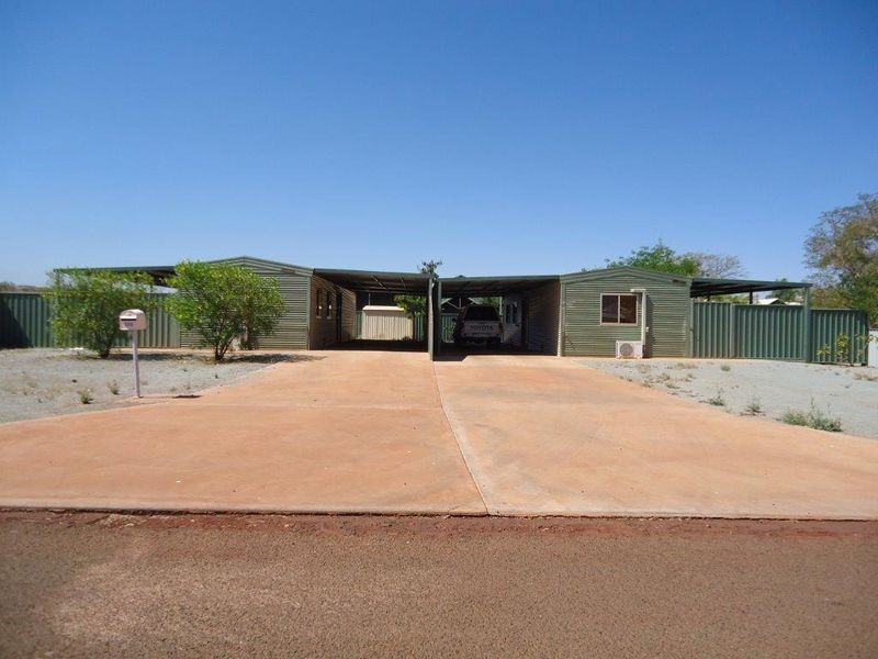 12 Killawarra, Tom Price WA 6751