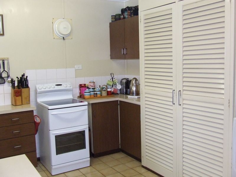 828 Warara Street, Tom Price WA 6751