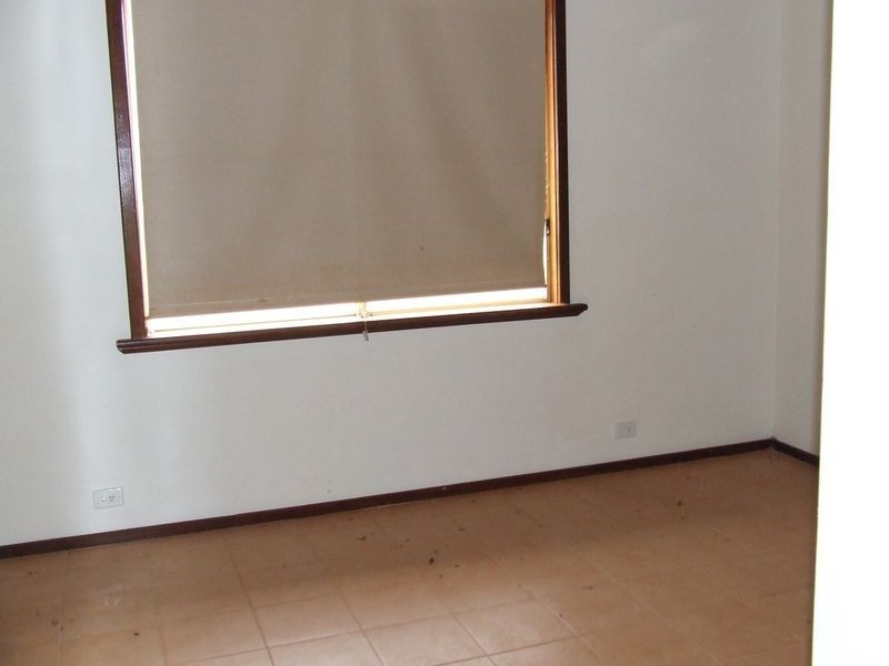 12 Knox Wy, Newman WA 6753