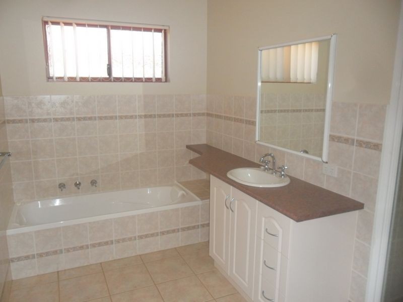 22 Thistle Loop, Nickol WA 6714