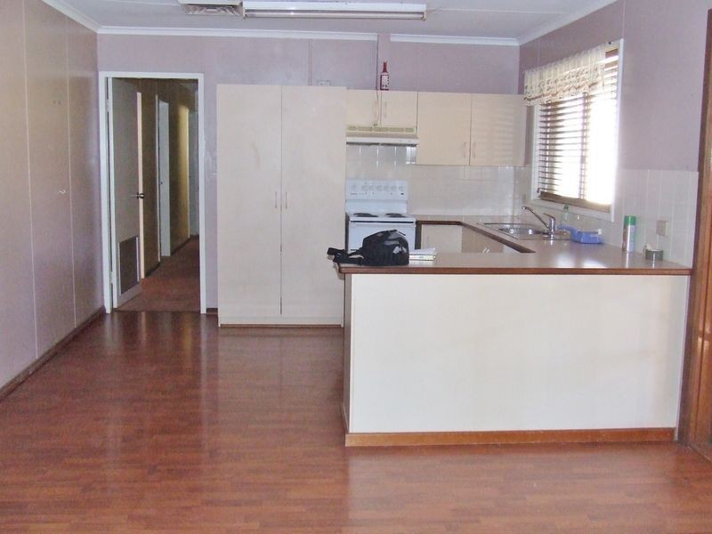 12 Barara Street, Newman WA 6753