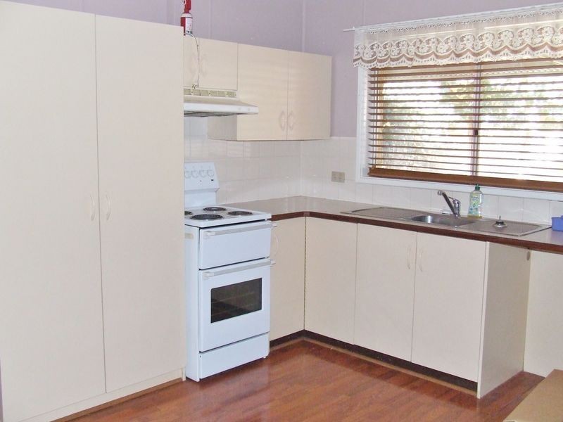 12 Barara Street, Newman WA 6753