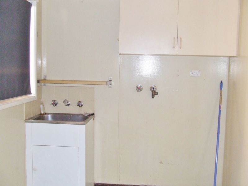 12 Barara Street, Newman WA 6753