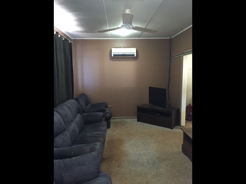 686 Yaruga Street, Tom Price WA 6751