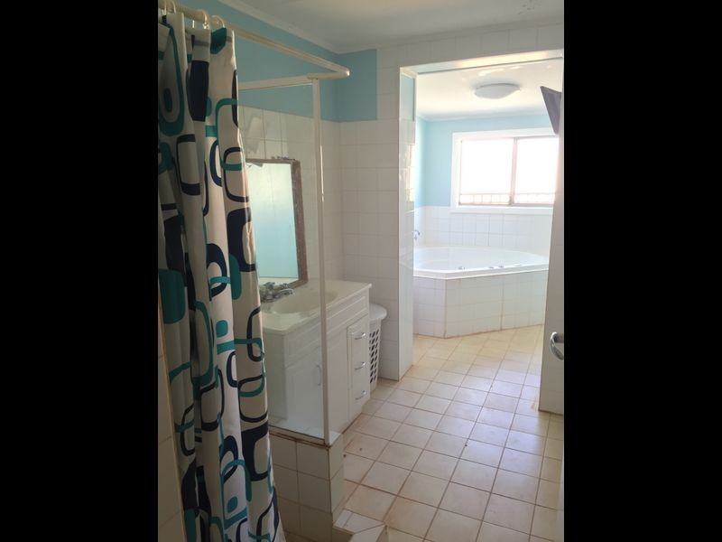 686 Yaruga Street, Tom Price WA 6751