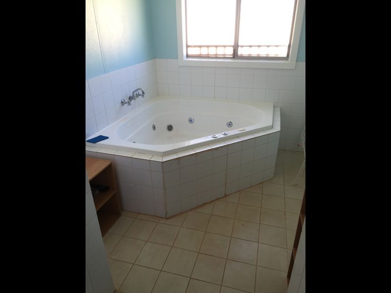 686 Yaruga Street, Tom Price WA 6751