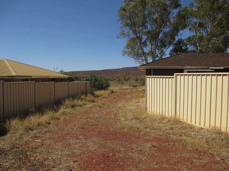 686 Yaruga Street, Tom Price WA 6751