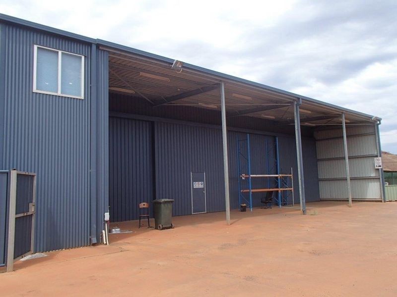 35 Boonderoo Road, Tom Price WA 6751