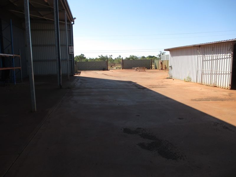 35 Boonderoo Road, Tom Price WA 6751