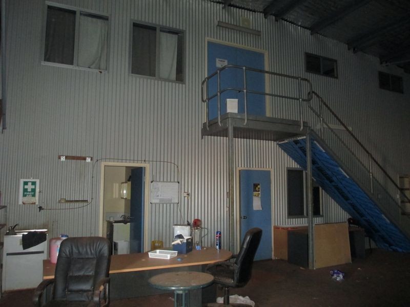 35 Boonderoo Road, Tom Price WA 6751