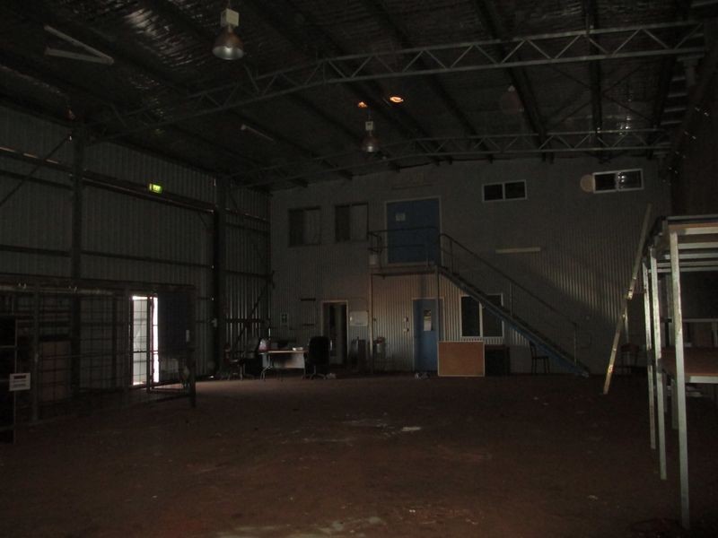 35 Boonderoo Road, Tom Price WA 6751