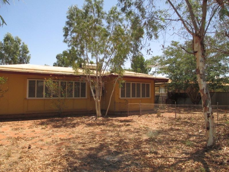 10 Smith Street, South Hedland WA 6722